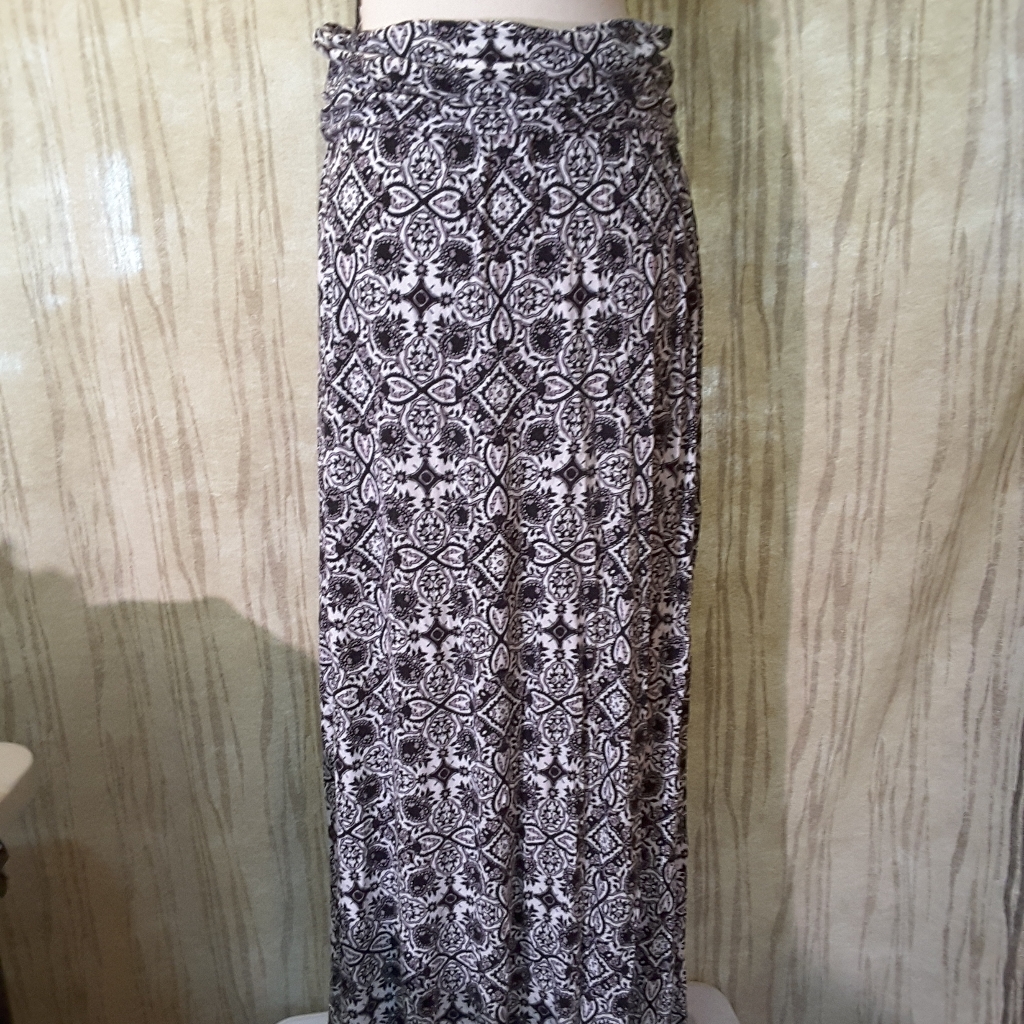 Ab Studios Maxi
